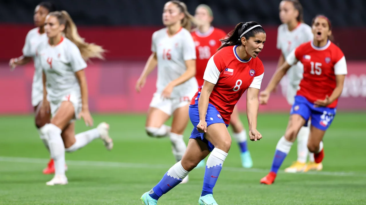 ¿Es difícil entrar en un equipo de fútbol femenino en la escuela secundaria?